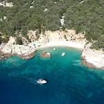 House Antonio In * Miholascica