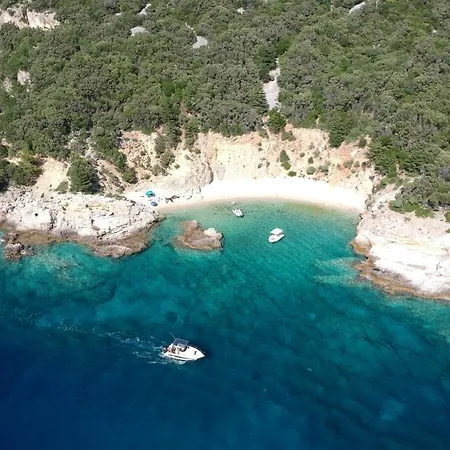 House Antonio In * Miholascica