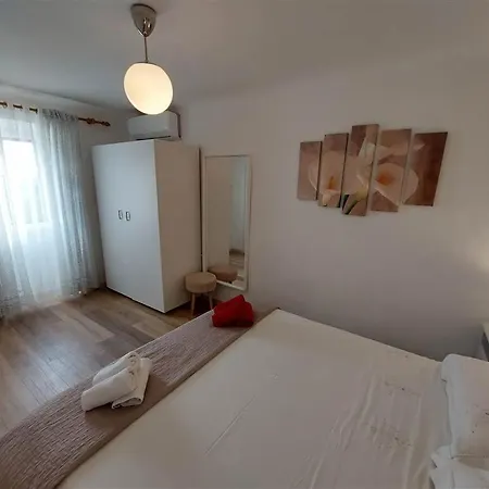 House Antonio In * Miholascica